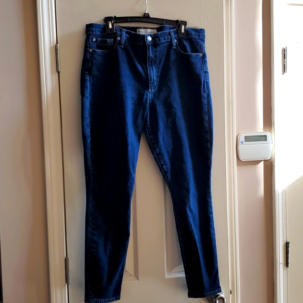 Women's GAP true skinny high rise jeans